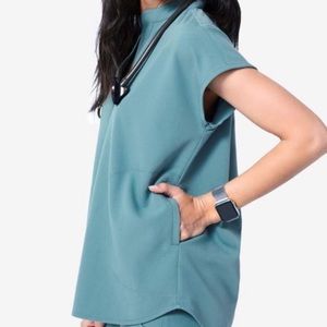 Figs Rafaela top in hydrogen